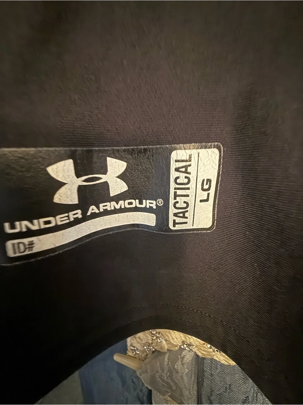 Under Armour Black Long-Sleeve Crewneck Performance Tee